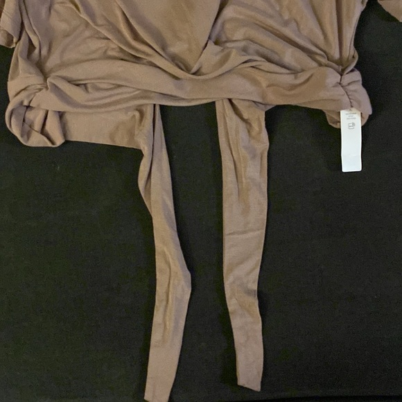 Victoria’s Secret crop shirt size extra large size mauve color - Picture 6 of 7